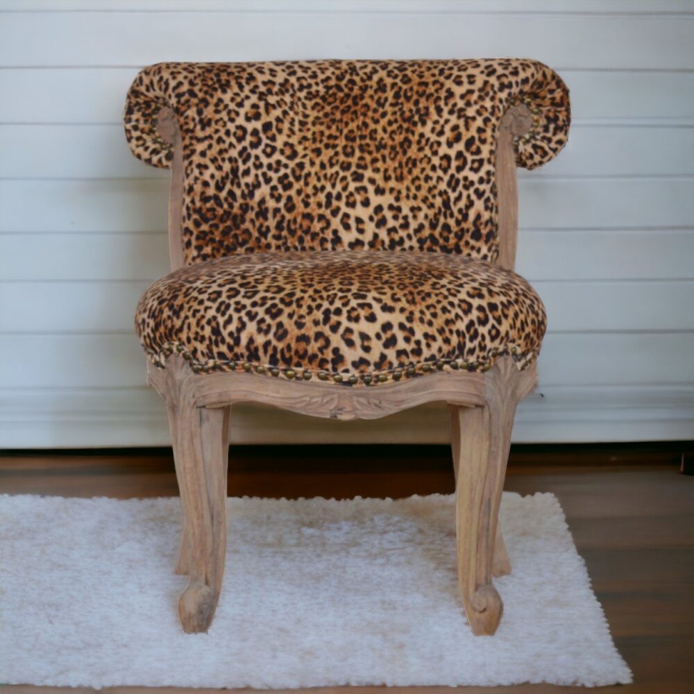 Canada Leopard Print Studded Chair Suppliers
